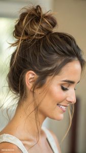 messy bun hair Simple everyday messy bun